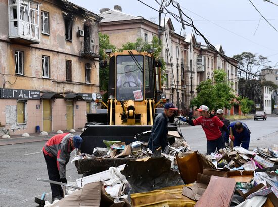 Восстановительные работы в Мариуполе