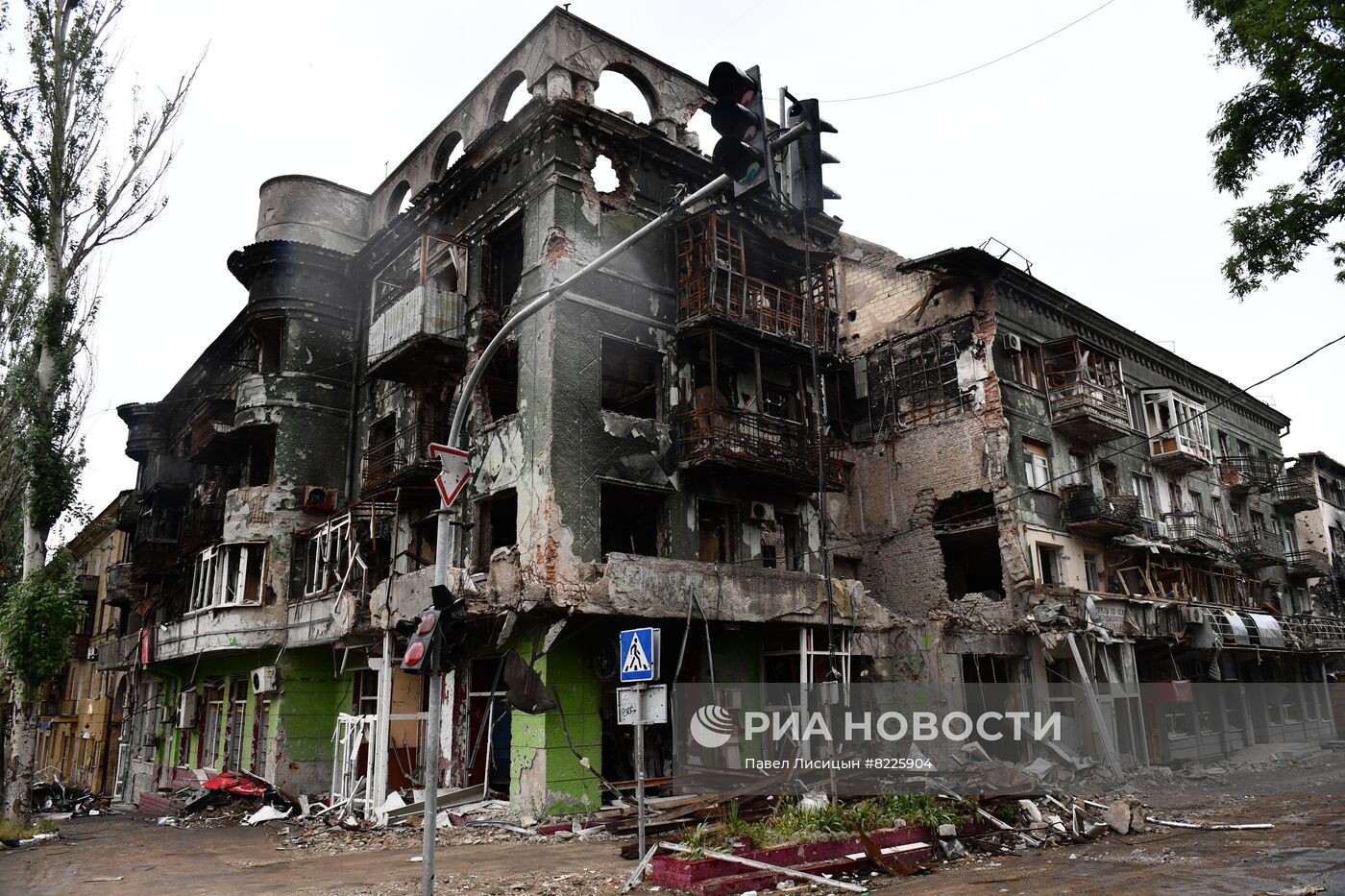 Последствия боевых действий в Мариуполе