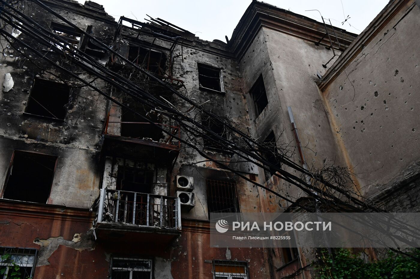 Последствия боевых действий в Мариуполе