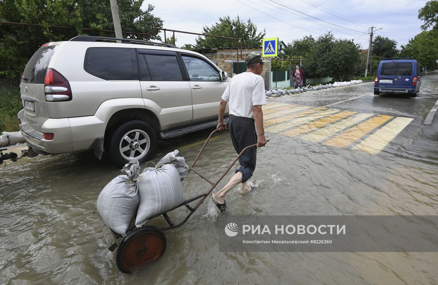 В Крыму после обильных ливней введён режим ЧС