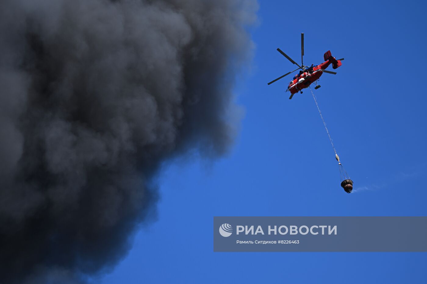 Пожар в промзоне на юге Москвы 