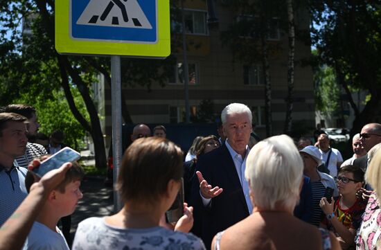 С. Собянин осмотрел ход работ по капитальному ремонту учреждений здравоохранения в Капотне