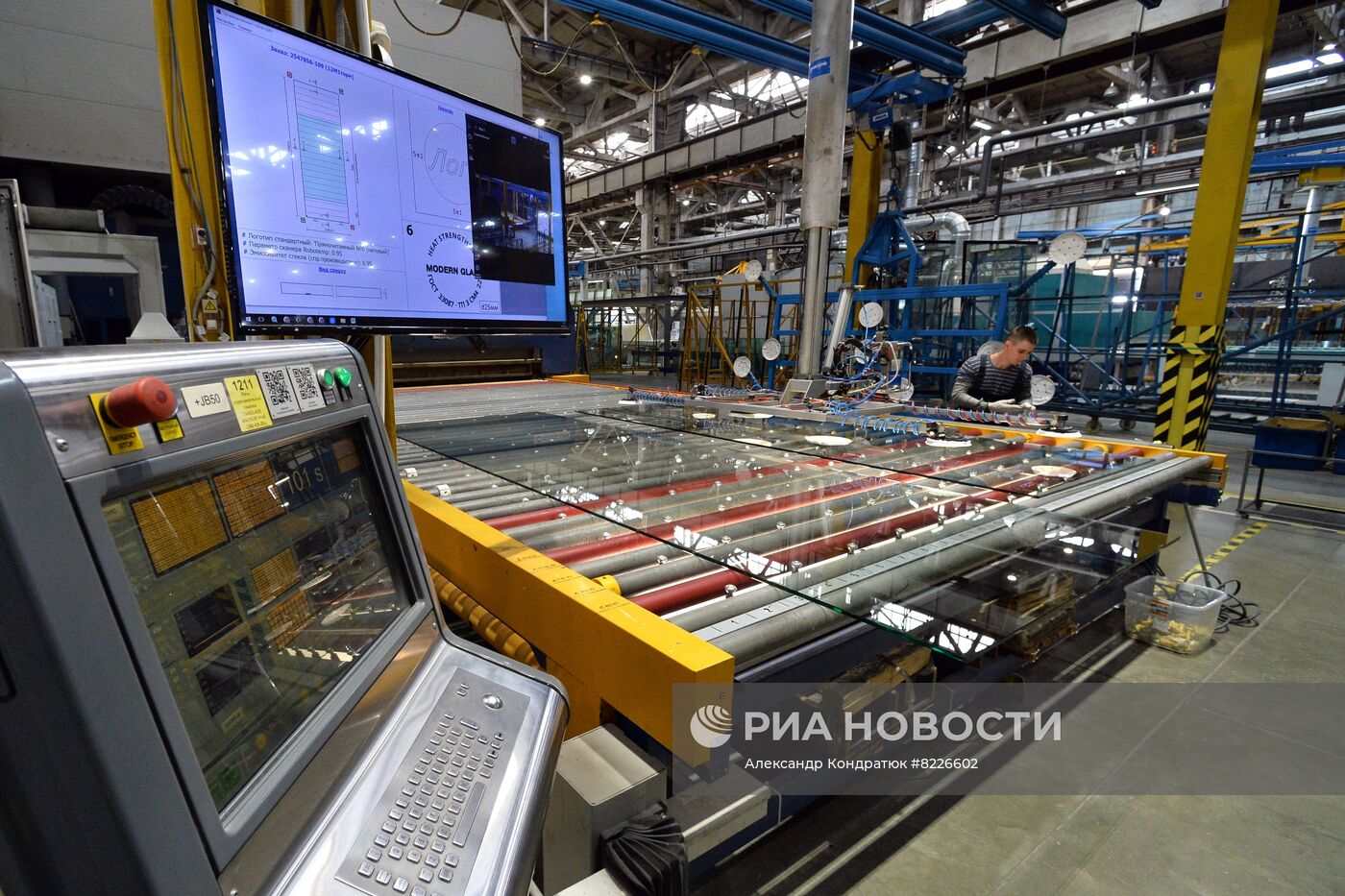 Производство фасадного стекла в Челябинске