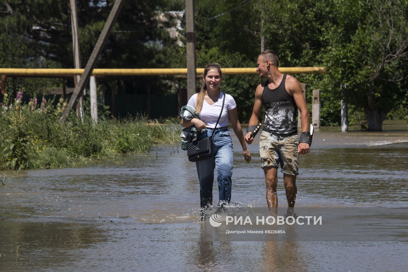 В Крыму после обильных ливней введён режим ЧС