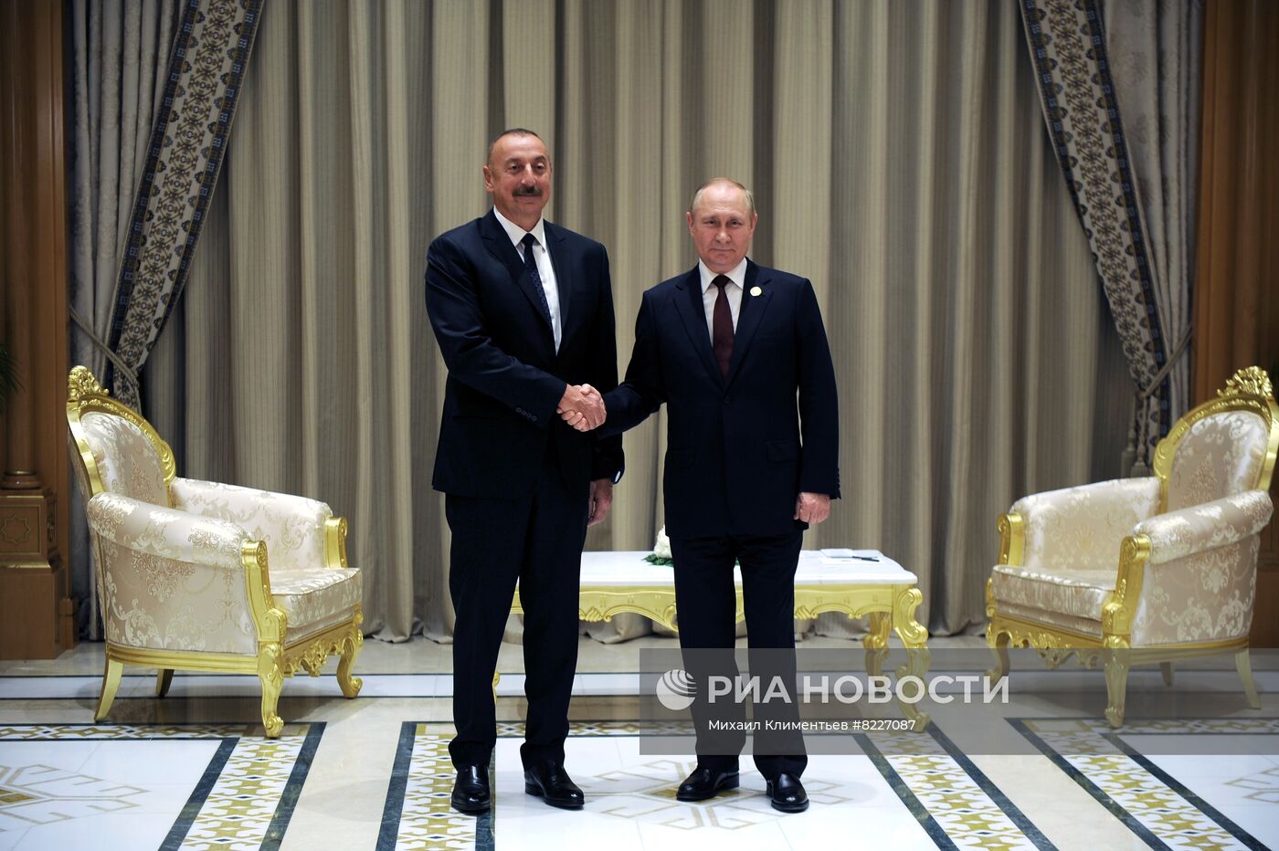 Президент РФ В. Путин принял участие в шестом Каспийском саммите