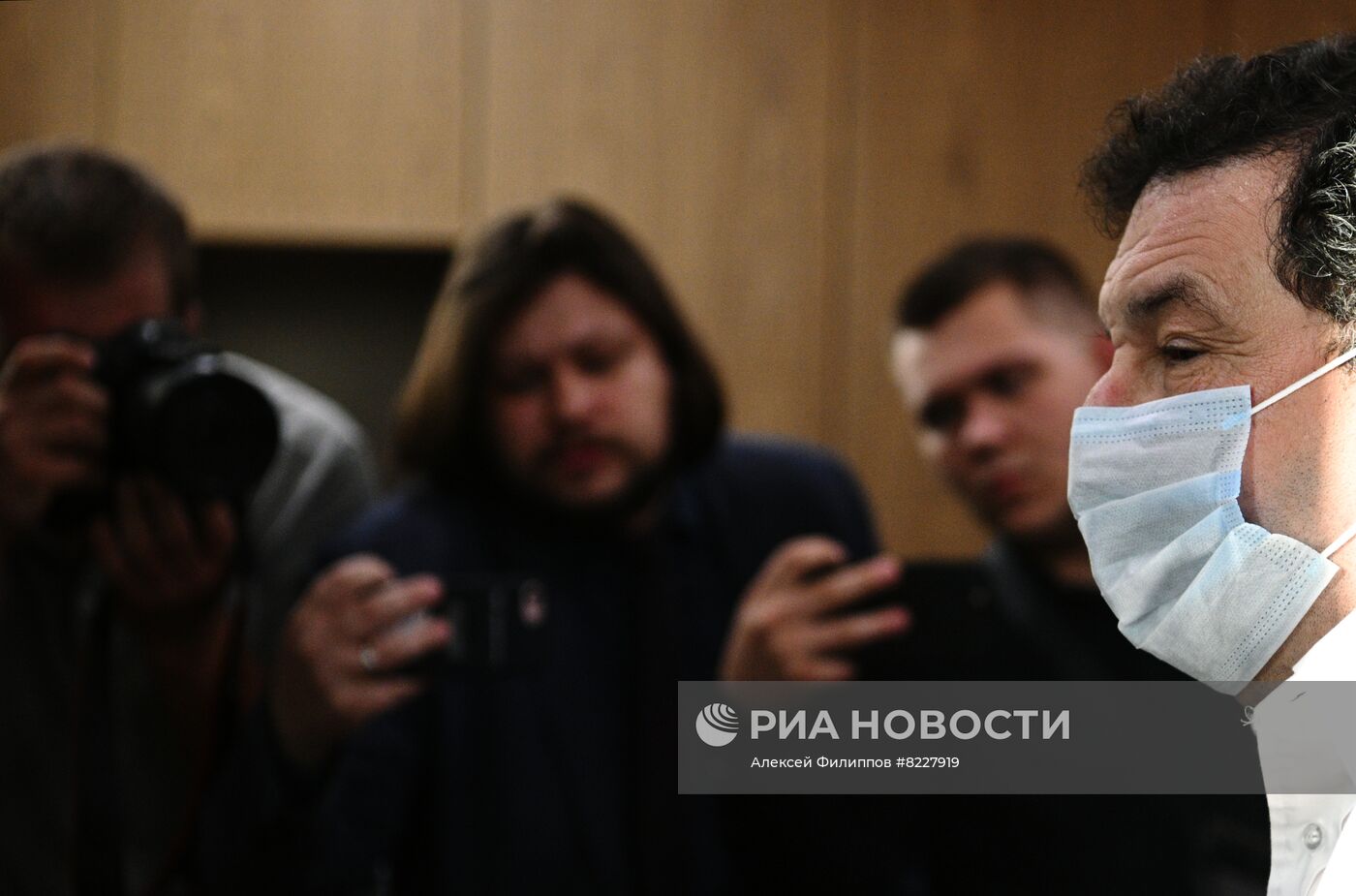 Избрание меры пресечения ректору РАНХиГС В. Мау