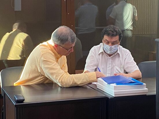 Избрание меры пресечения ректору РАНХиГС В. Мау