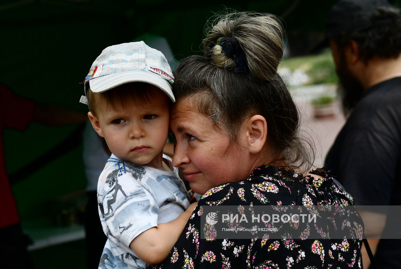 Работа полевой кухни минобороны РФ в Мариуполе