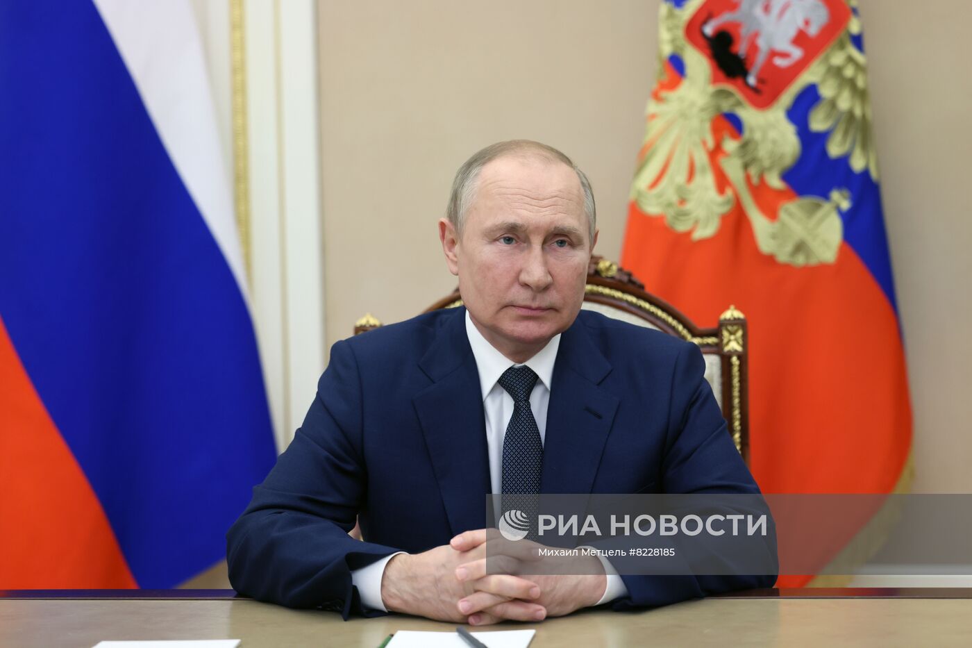 Президент РФ В. Путин поприветствовал участников IX Форума регионов России и Белоруссии