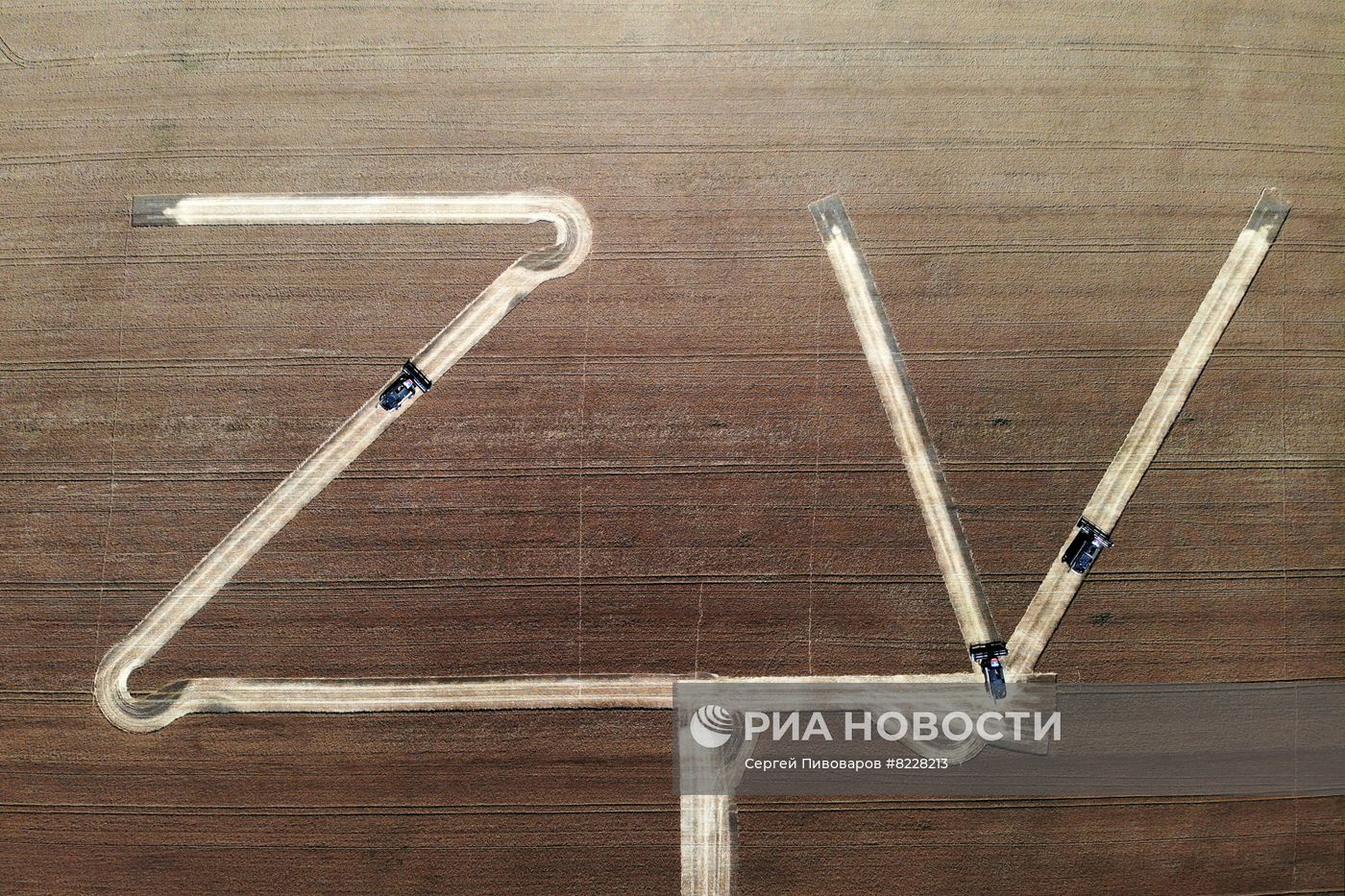 Уборка урожая пшеницы на юге России