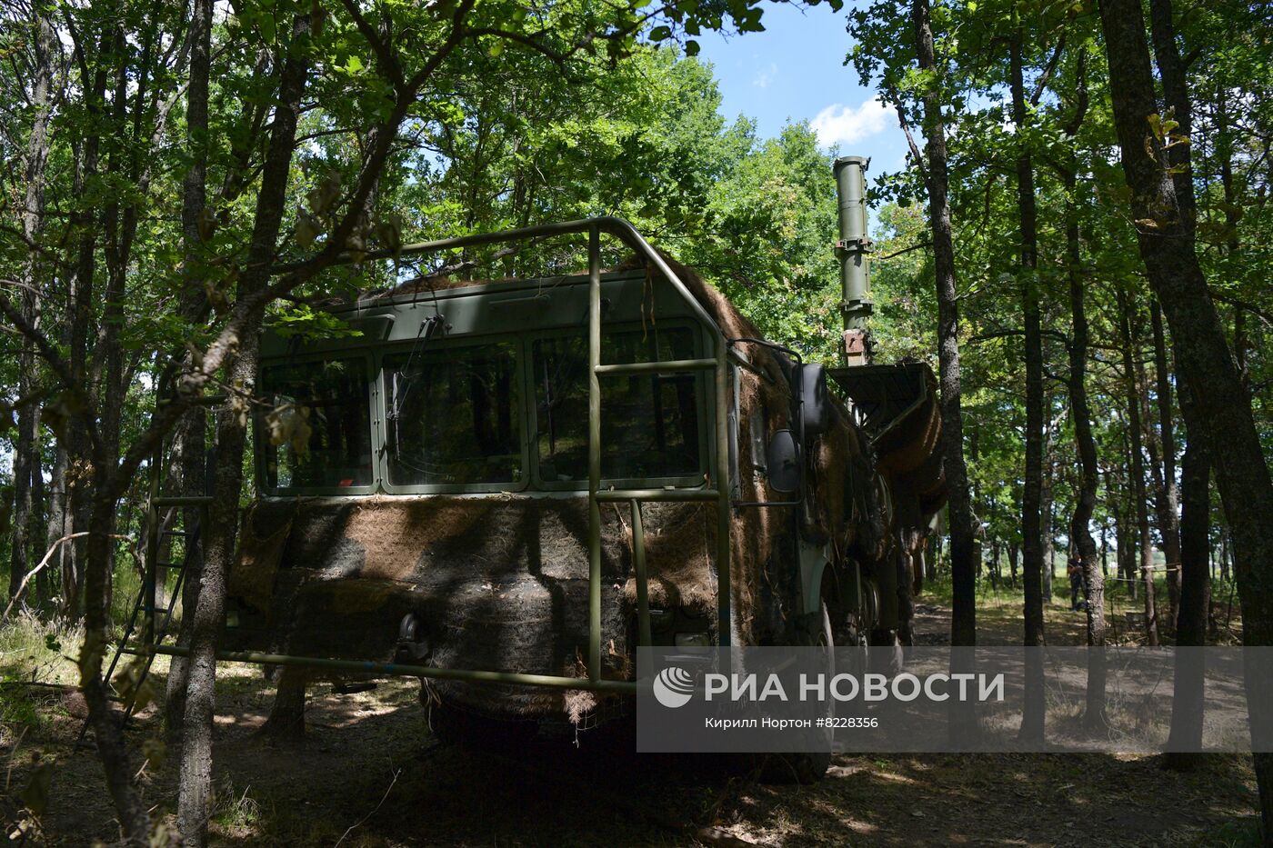 Ракетный комплекс "Искандер" на боевом дежурстве в зоне проведения спецоперации