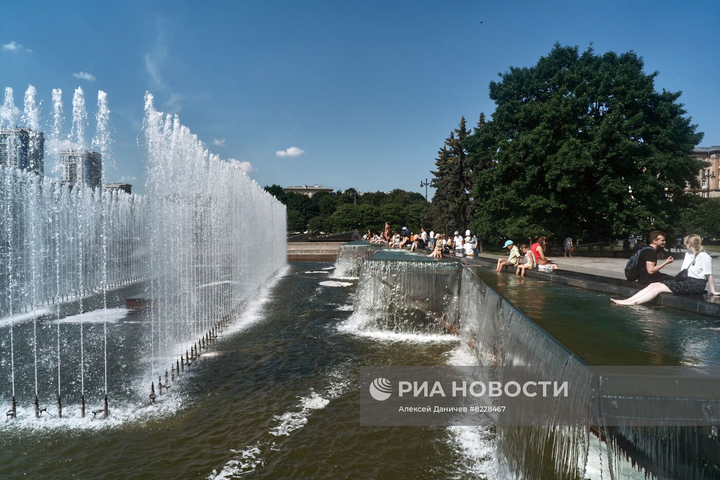 Жаркая погода в Санкт-Петербурге