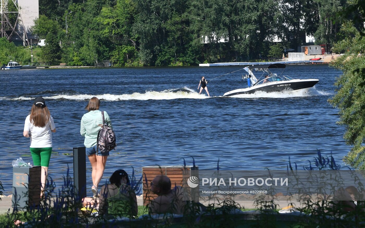 Пляжный отдых в Москве 