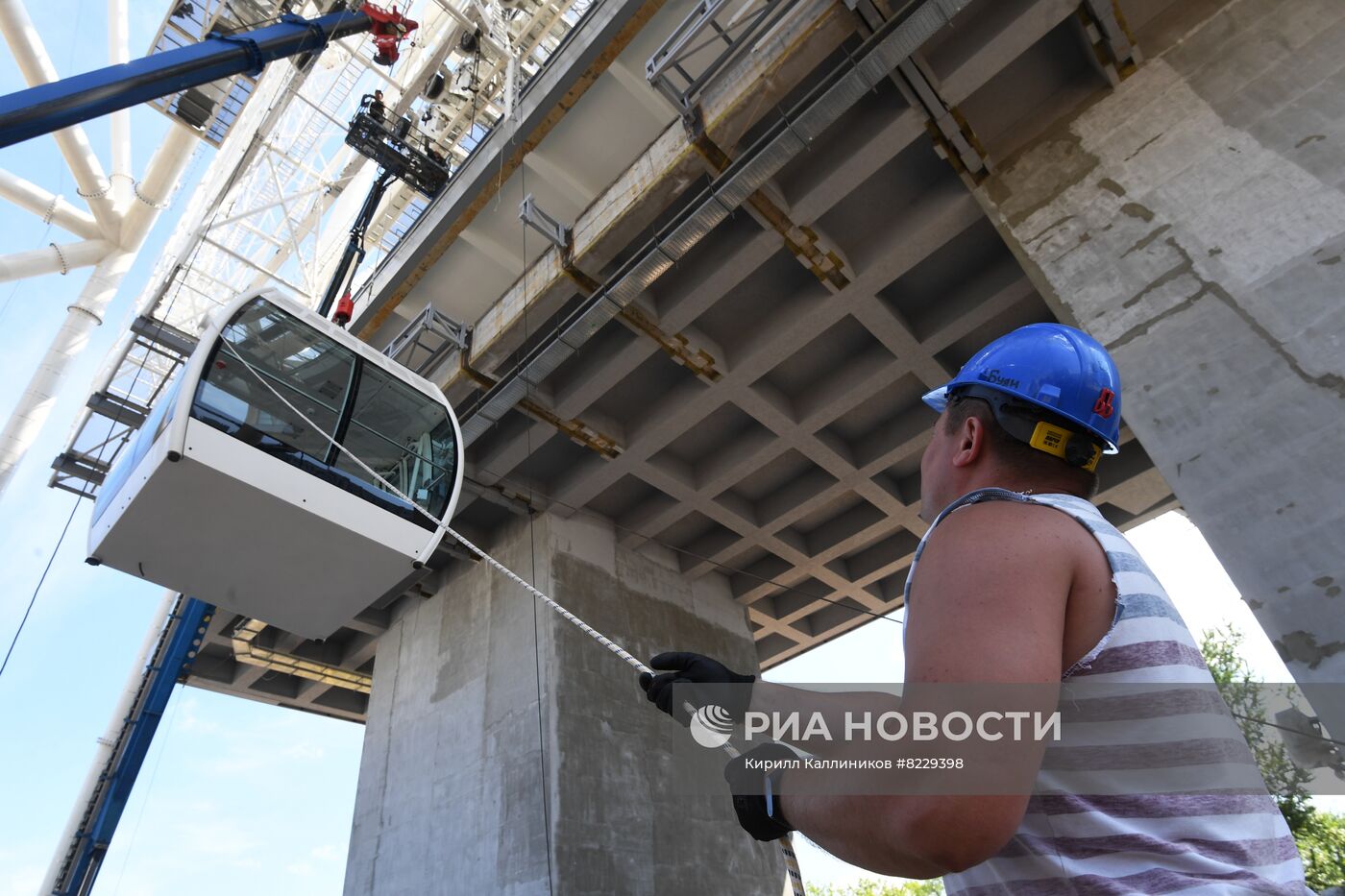 На колесе обозрения "Солнце Москвы" начали устанавливать кабины