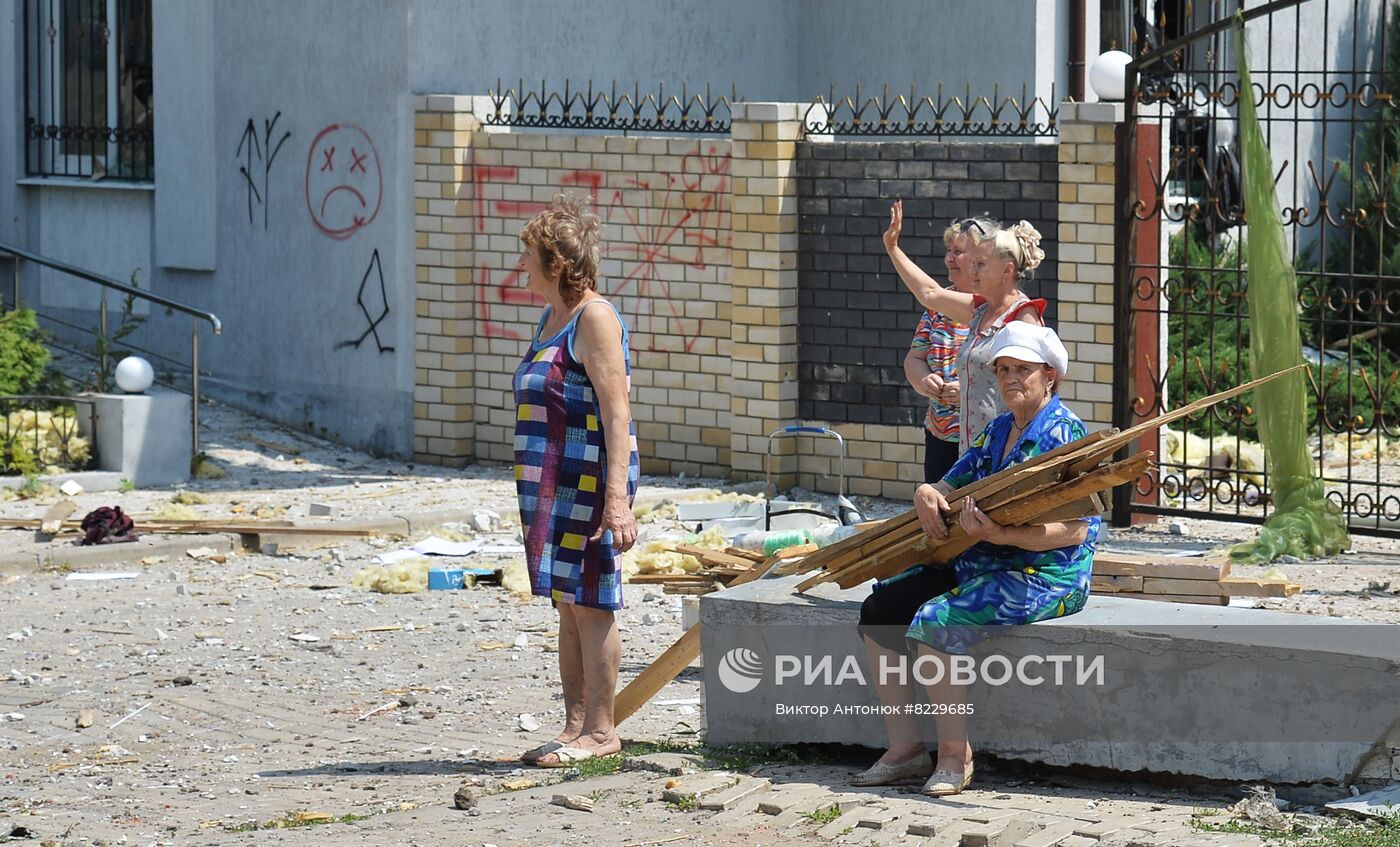 Освобожденный Лисичанск возвращается к мирной жизни