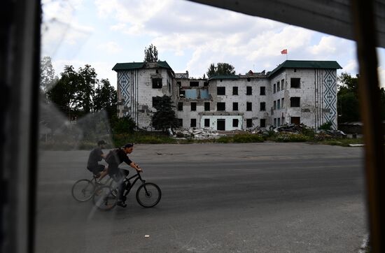 Повседневная мирная жизнь в Волновахе