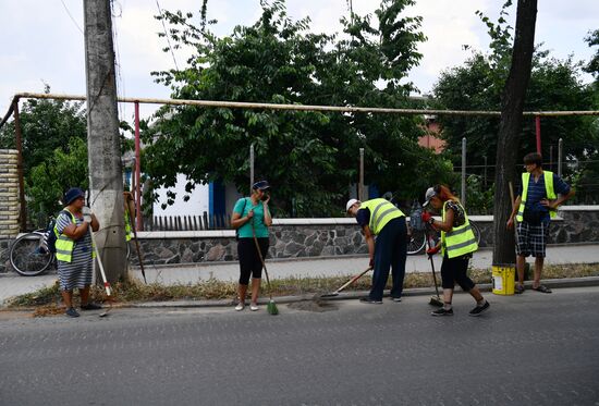 Повседневная мирная жизнь в Волновахе
