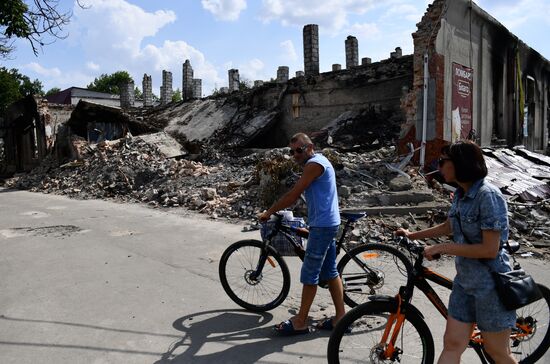 Повседневная мирная жизнь в Волновахе