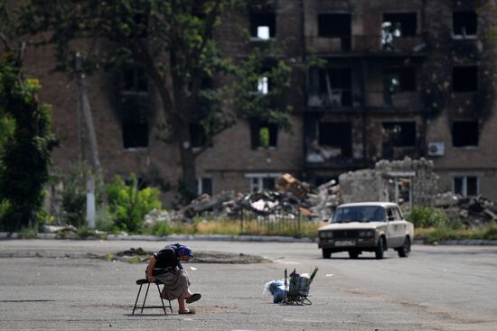 Повседневная мирная жизнь в Волновахе