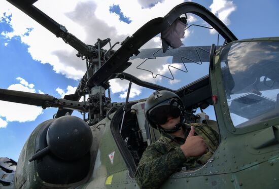 Аэродром базирования вертолетов Ка-52 в зоне проведения спецоперации