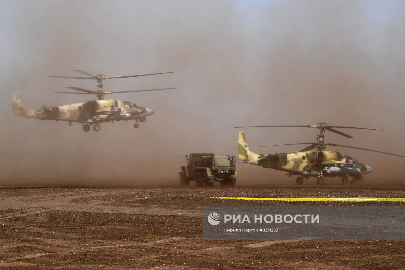 Аэродром базирования вертолетов Ка-52 в зоне проведения спецоперации