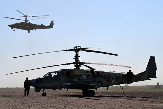 Аэродром базирования вертолетов Ка-52 в зоне проведения спецоперации