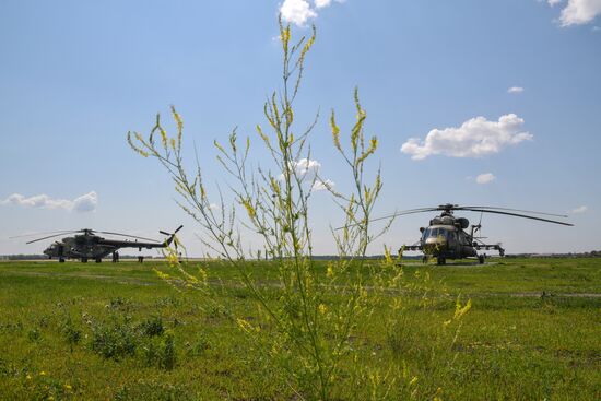 Аэродром базирования вертолетов Ка-52 в зоне проведения спецоперации