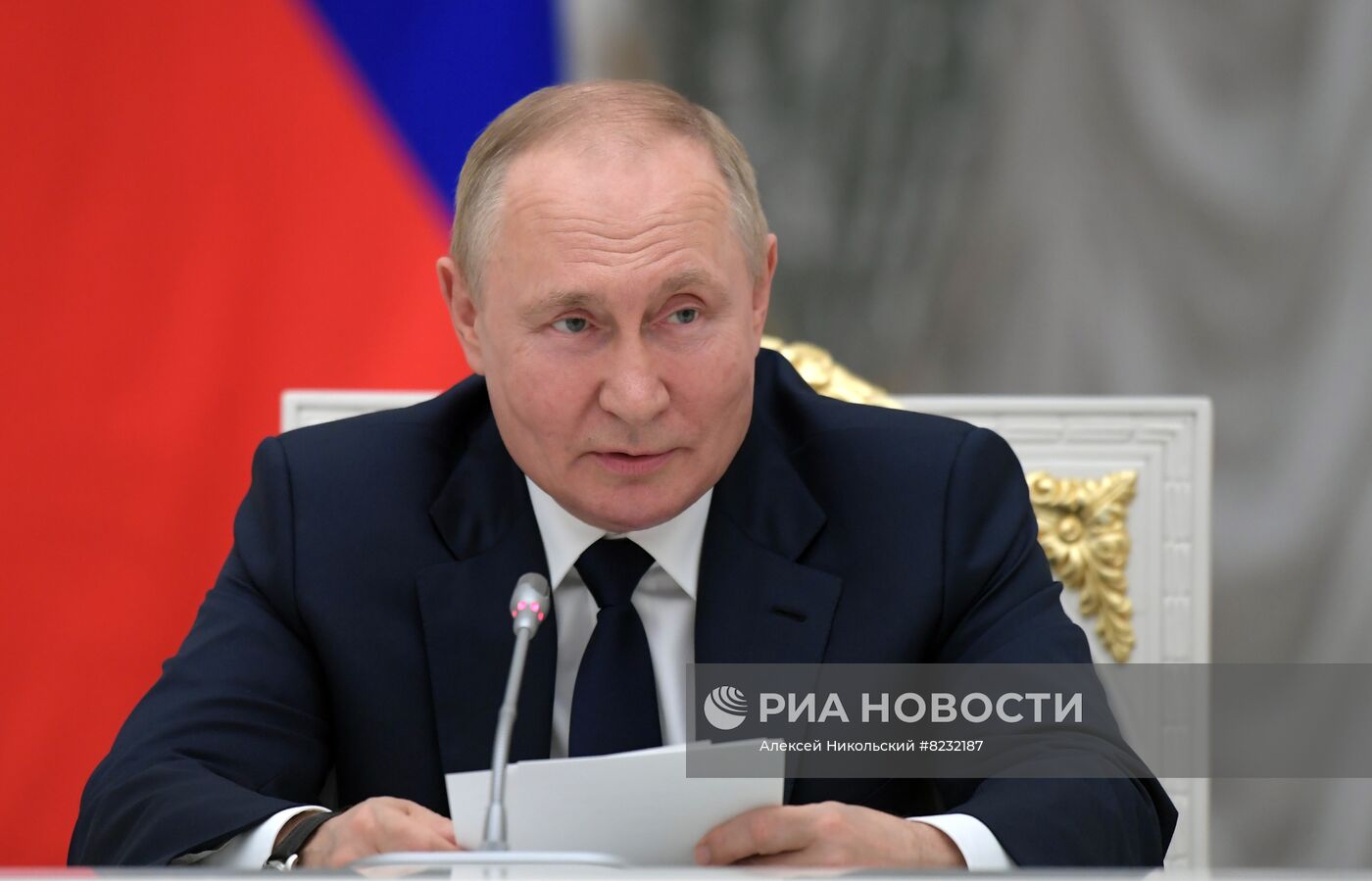 Встреча президента РФ В. Путина с руководителями Государственной Думы РФ и лидерами фракций Госдумы.