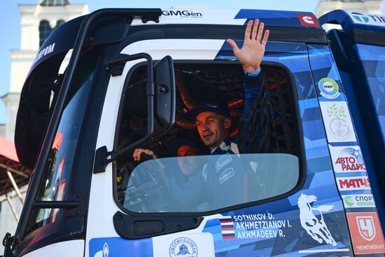 Ралли "Шелковый путь - 2022". Церемония открытия