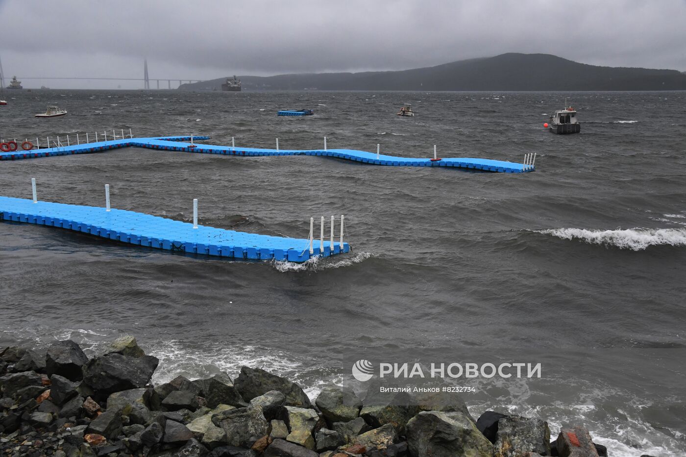 Штормовая погода во Владивостоке