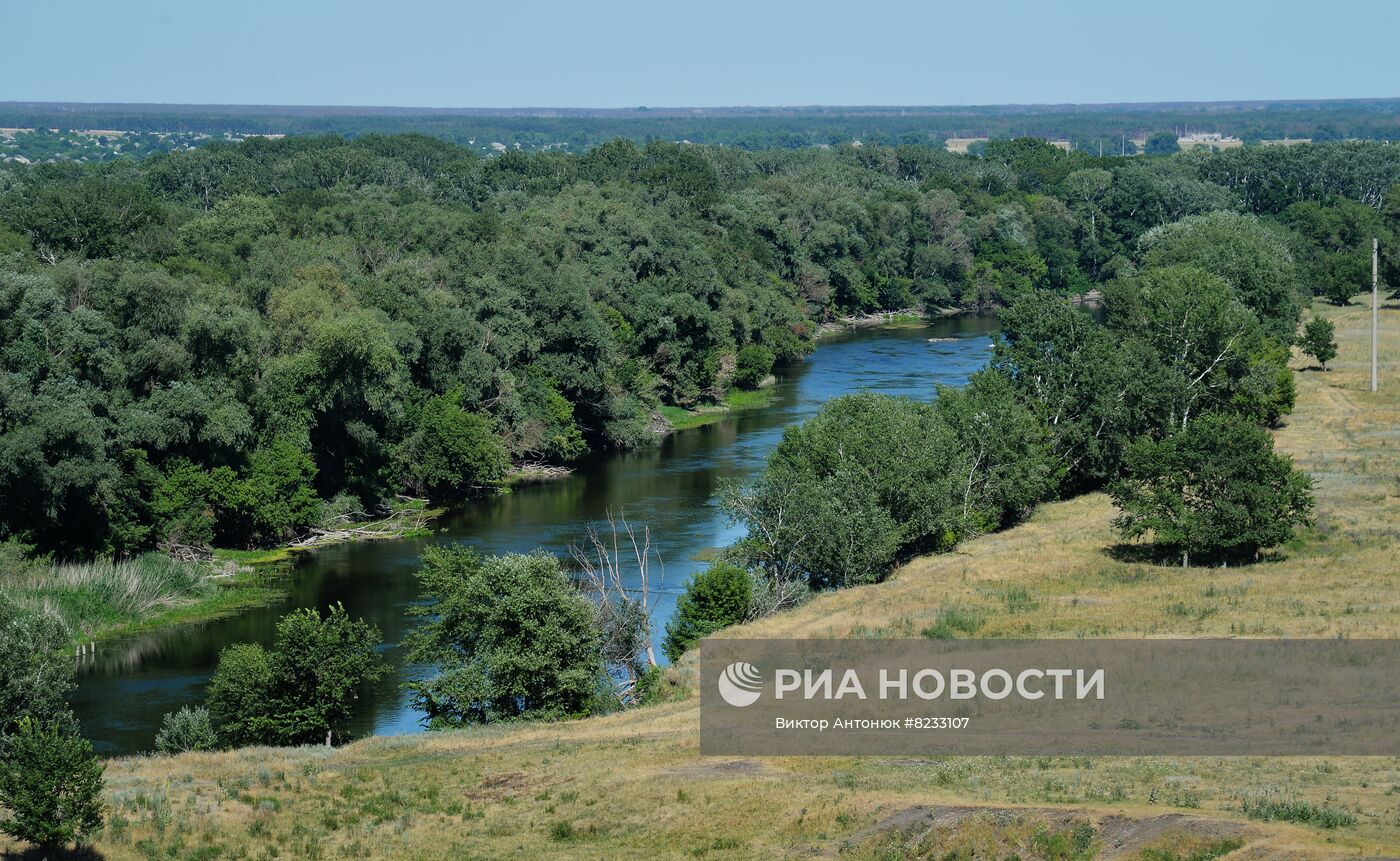 Жизнь в освобожденном Лисичанске в ЛНР