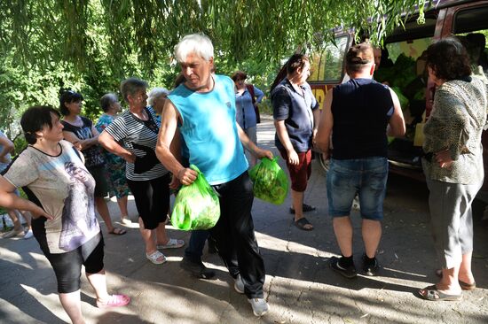 Жизнь в освобожденном Лисичанске в ЛНР