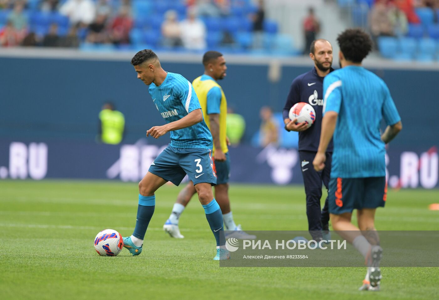 Футбол. Суперкубок России. Матч "Зенит" - "Спартак"