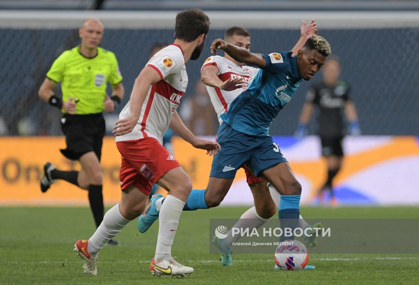 Футбол. Суперкубок России. Матч "Зенит" - "Спартак"