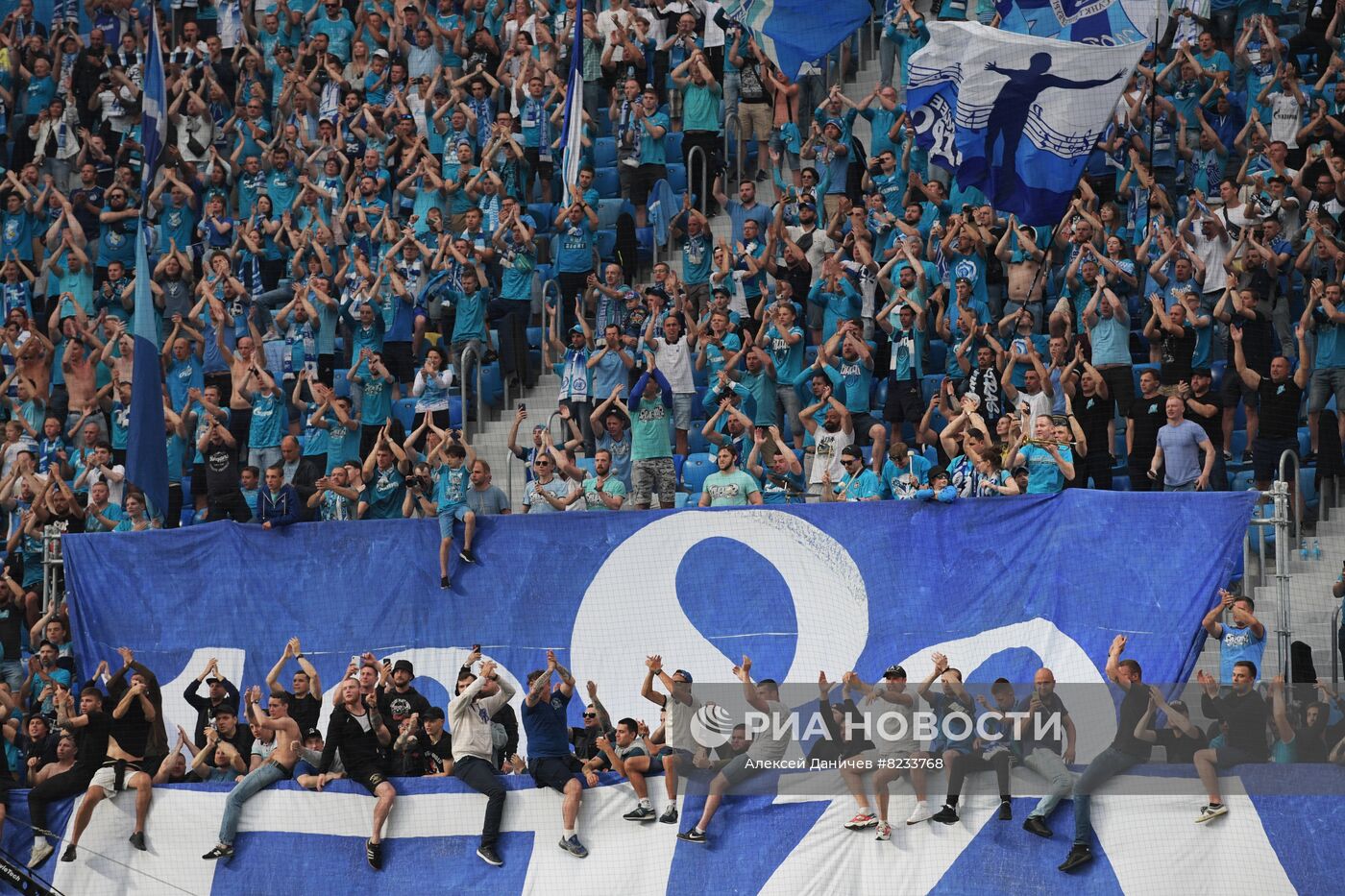 Футбол. Суперкубок России. Матч "Зенит" - "Спартак"