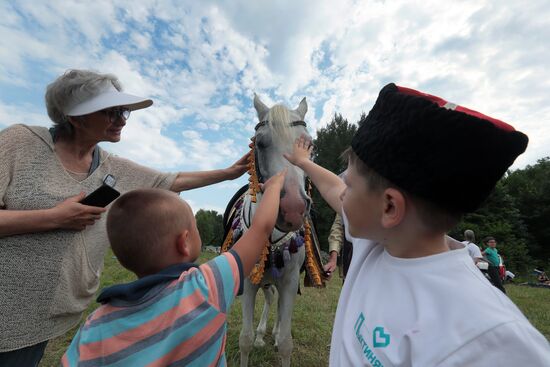 Фестиваль в деревне Федора Конюхова в Тульской области