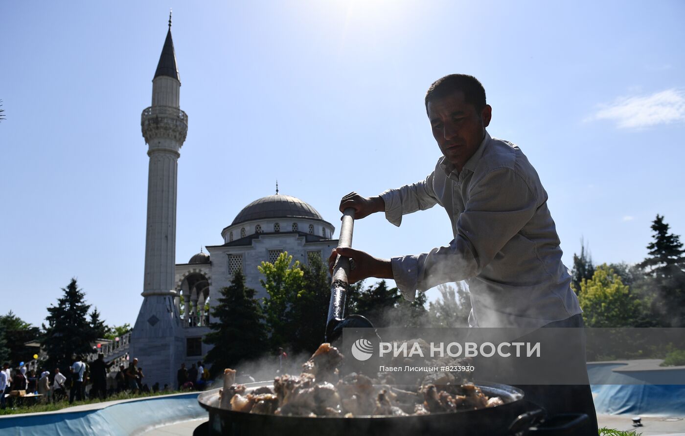 Празднование Курбан-байрама в Донецкой народной республике