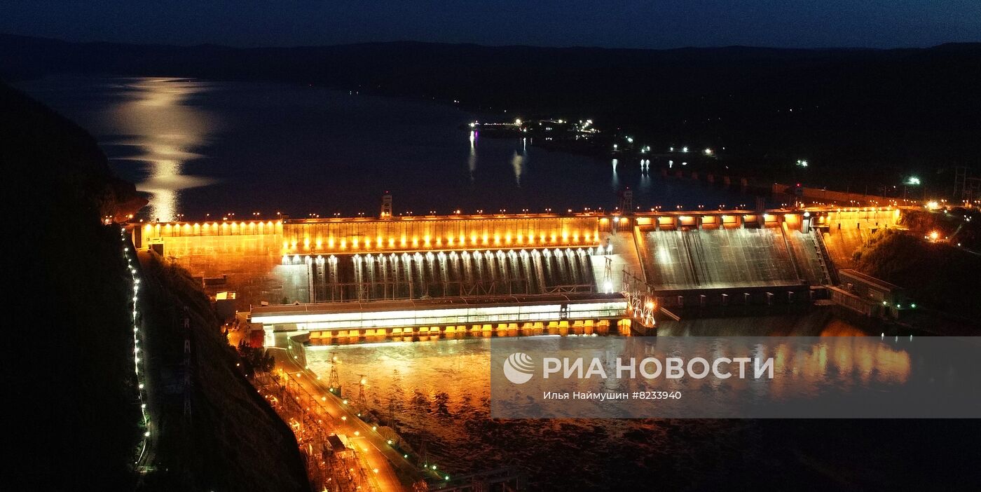 Виды Красноярской ГЭС