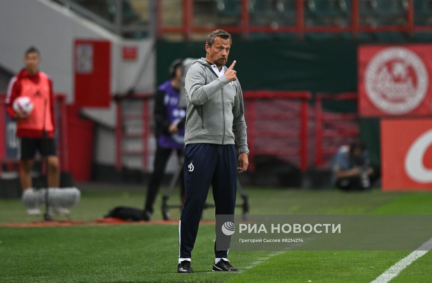 Футбол. Товарищеский матч "Локомотив" - "Динамо"