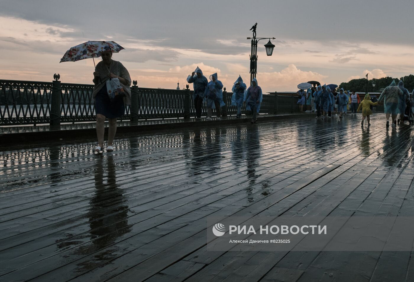 Циклон "Зельда" пришел в Санкт-Петербург