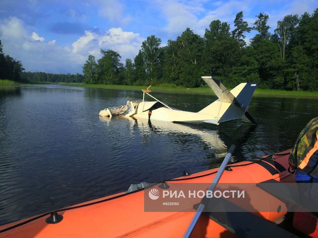 Жесткая посадка гидросамолета в Ленобласти