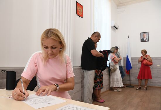 Выдача российских паспортов жителям Бердянска