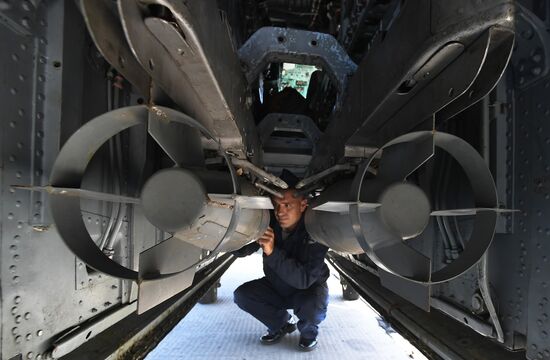 Учебно-тренировочные полеты в авиационном гарнизоне ТОФ