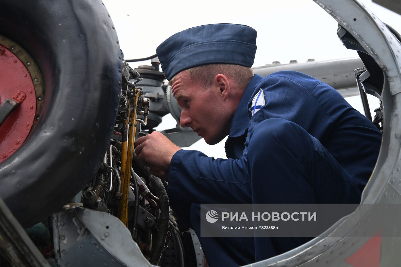 Учебно-тренировочные полеты в авиационном гарнизоне ТОФ