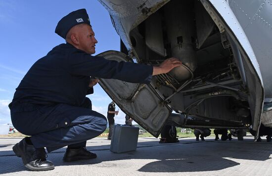 Учебно-тренировочные полеты в авиационном гарнизоне ТОФ
