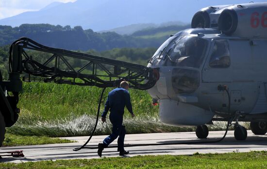 Учебно-тренировочные полеты в авиационном гарнизоне ТОФ