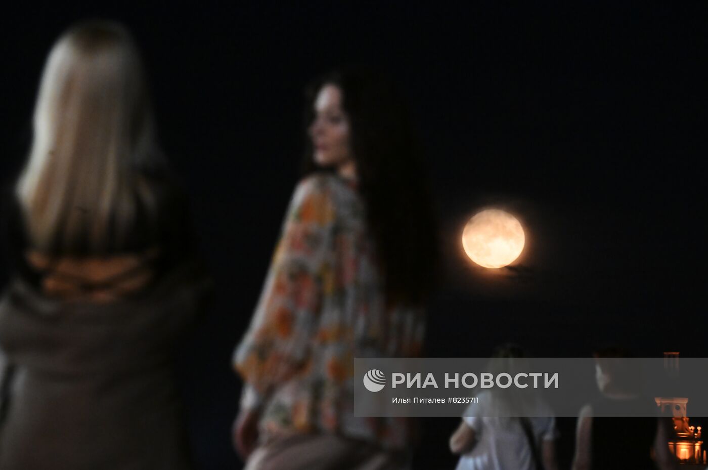 Суперлуние в России