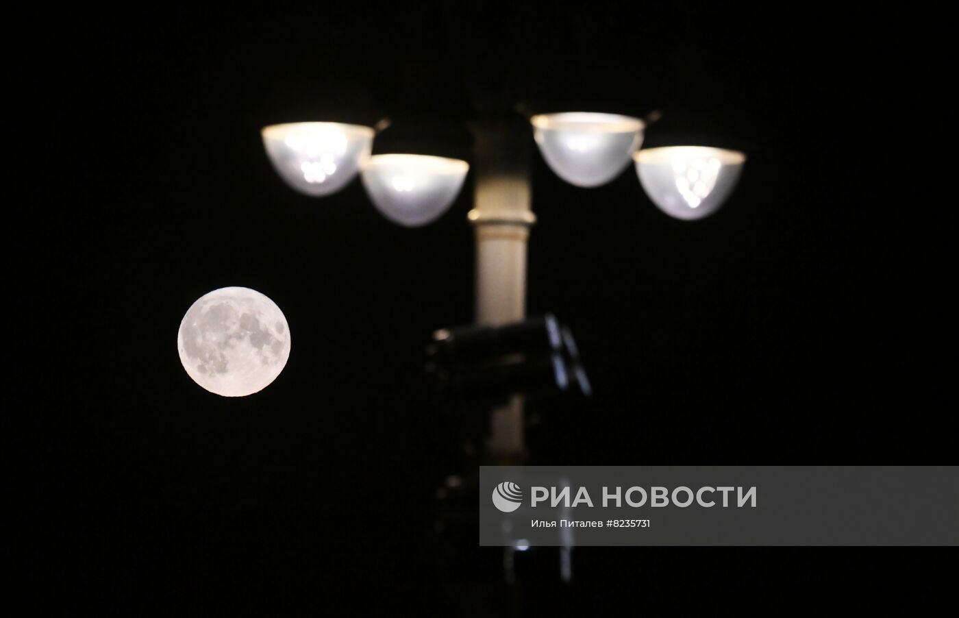 Суперлуние в России