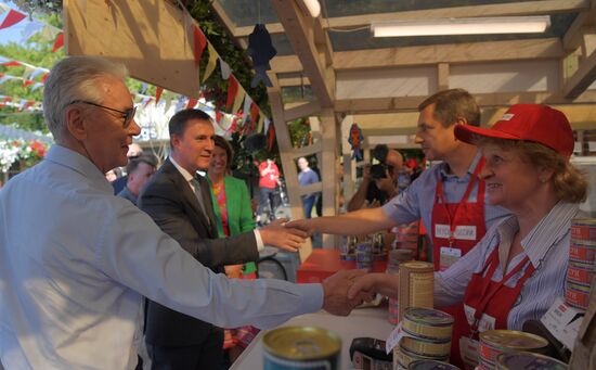 Гастрономический фестиваль "Вкусы России"