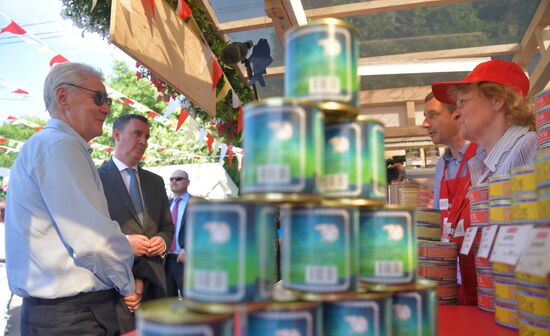 Гастрономический фестиваль "Вкусы России"